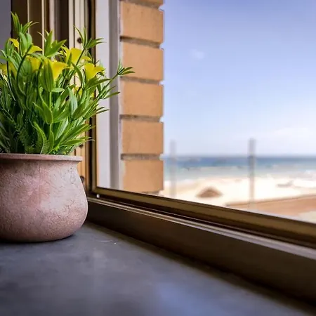 Апартаменты Residenza Fronte Mare. 6 Posti Letto *